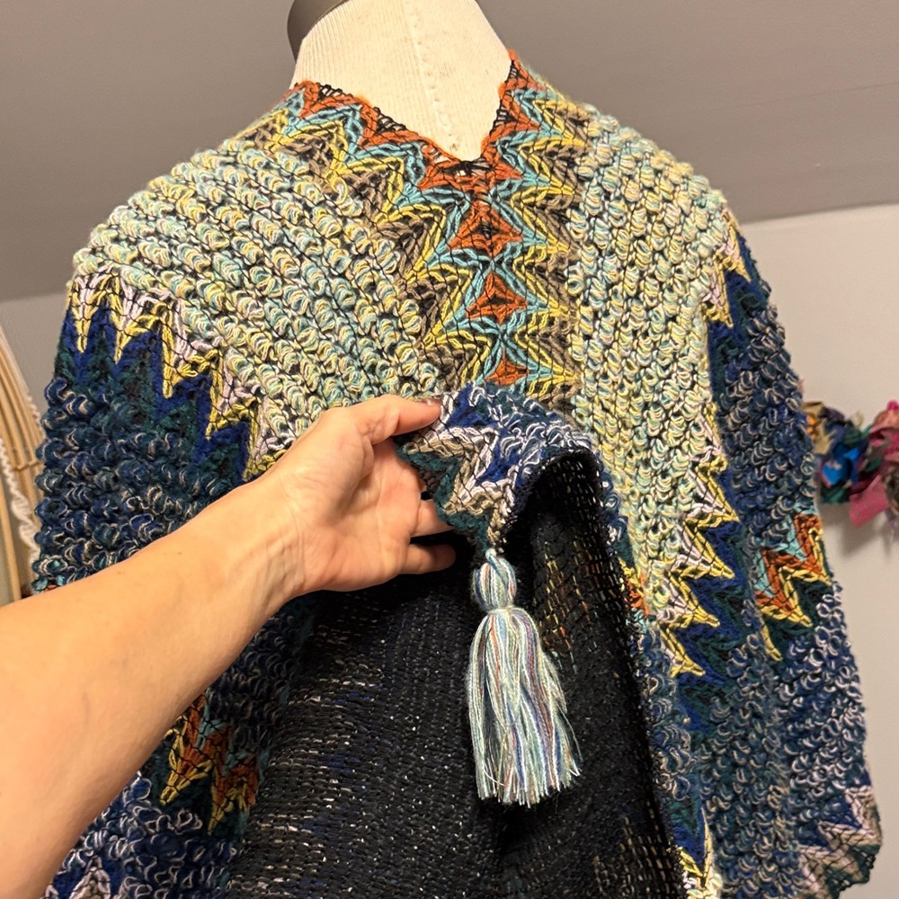 Multicolor Knit Blanket Shawl, Cape, Wrap - Picture 6 of 7